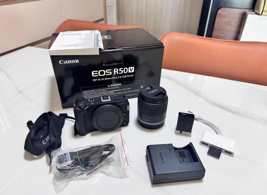 Canon EOS R50 V RF-S 14-30mm F4-6.3 IS STM PZ Kit
